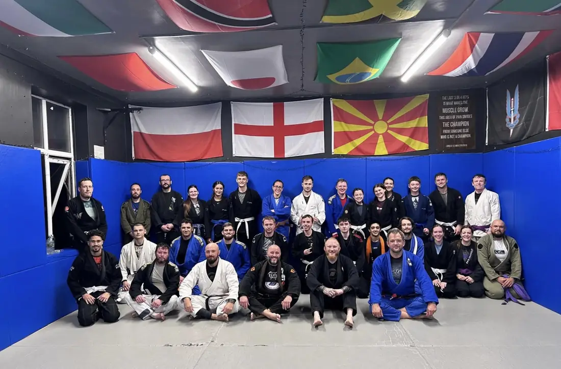 Elite Training Centre grading night with members and coaches in Leighton Buzzard